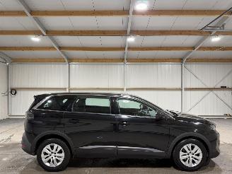 Voiture accidenté Peugeot 5008 1.2PT 96kW Active Pack Business 7Persoons 2022/1