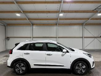 Avarii autoturisme Kia Niro 1.6GDI Hybrid 77kW Automaat DynamicLine 2021/4