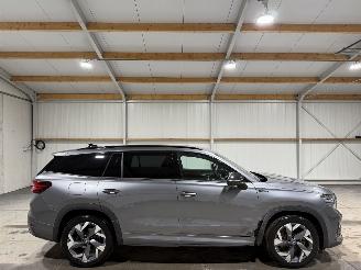 Vaurioauto  passenger cars Skoda Kodiaq 1.5TSI 110kW Automaat PHEV Sportline Business 2025/11