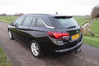 skadebil auto Opel Astra SPORTS TOURER+ 1.0 77kw 105pk  Business+  Euro 6 Navigatie Clima  2016 2016/5
