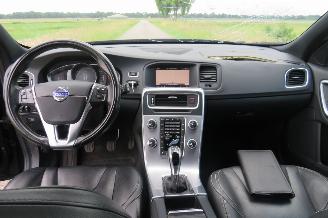 Volvo V-60 2.0 D 120 pk  Pular+ Dynamic  Euro 6 schuifdak Leer  Camera Navigatie  2017 picture 11