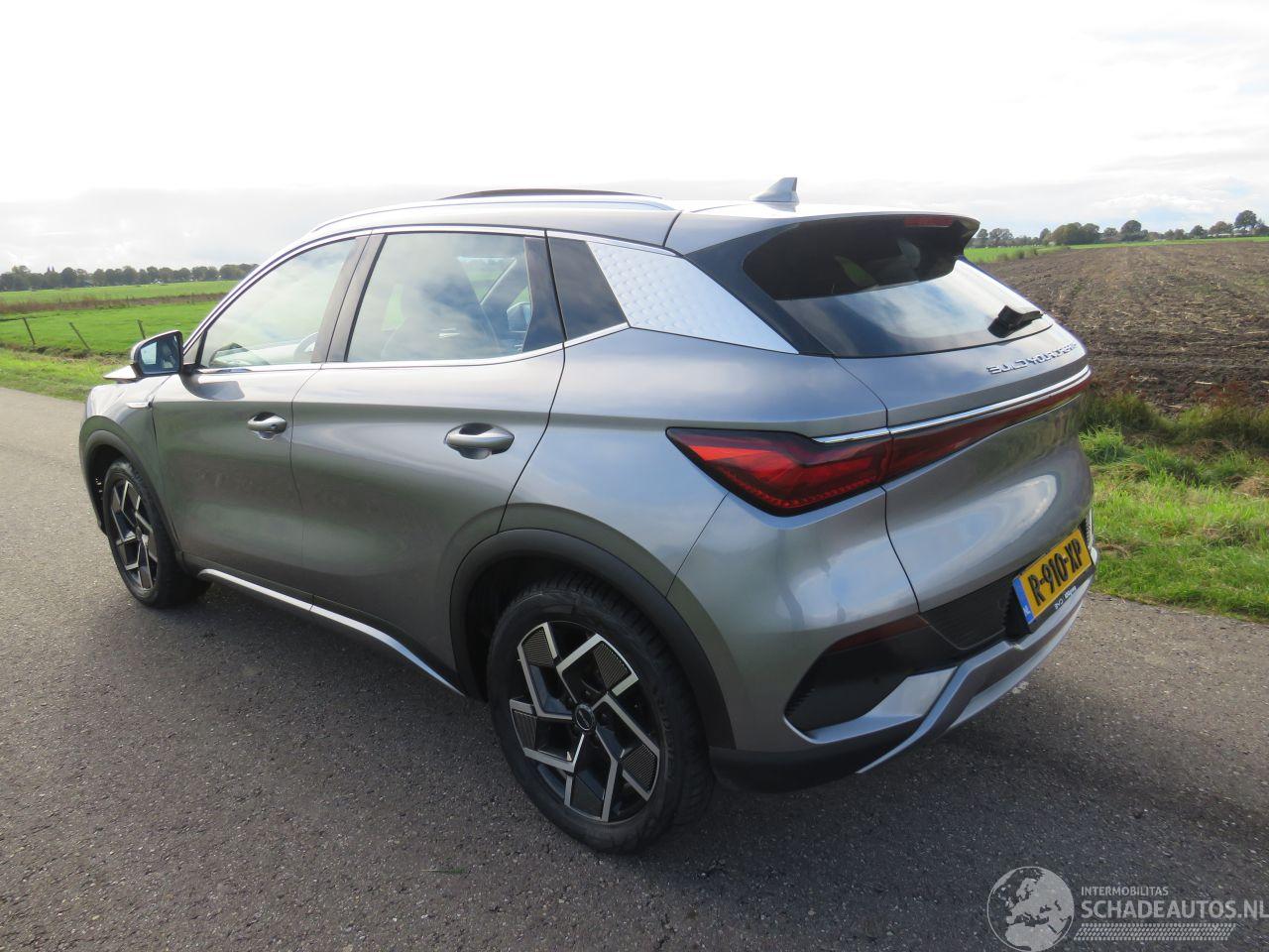 BYD Atto 3 Design 60 Suv  12-2022  Elektrisch Suv Leer camera [ auto loopt en rijd