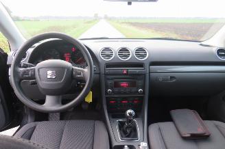 Seat Exeo ST 1.8  TSI 120pk 2011  Airco  Comfort Edition parkeerschade picture 16