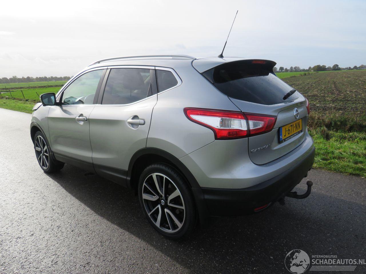 Nissan Qashqai MPV 1.2 Tekna 116pk 2017 Camera Navie Clima Stoelverwarming  leer vol optie