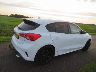 Auto incidentate Ford Focus 1.0  125pk Eco Boost 5drs St Line 2019 Business Line 115.000 km Camera Navigatie Leer 2019/9
