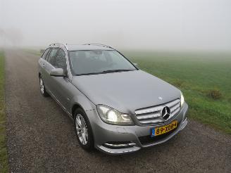 Mercedes C-klasse 220 CDI 170pk Business Avangarde  2012 Estate navigatie  leer camera [ schadevrij picture 11