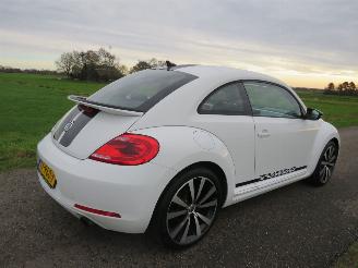 Auto incidentate Volkswagen Beetle 2.0 TSI  200pk Automaat Turbo Sport  11-2011 188.000km 2011/11