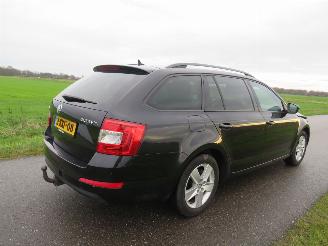 Coche accidentado Skoda Octavia 1.2 TSi Greentech Active Edition  Camera Navigatie Clima Stoelverwarming 2014/5