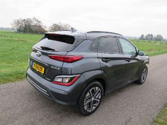 krockskadad bil auto Hyundai Kona 39 kw Automaat Hybride  Elektrisch 2021  40.000km Camera Navigatie  stoelverwarmig  nieuwstaat 2021/9