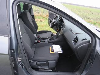 Seat Leon Seat Leon ST 1.0 116pk  EcoTSI Style Connect Navigaie camera  clim 2017 picture 4