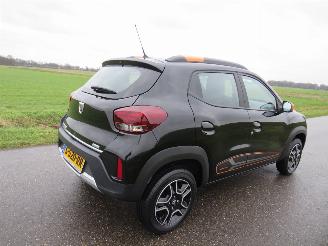 skadebil auto Dacia Spring Comfort plus 5drs Automaat  Elektrische 21.000km nap Camera Leer Navigaie 2023 nieuwstaat 2023/5