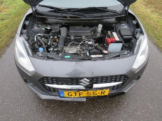 Suzuki Swift 1.2 Select Smart Hybrid Automaat Elektrisch Parkeersensoren | Cruise Automaat  stoelverwarming picture 18