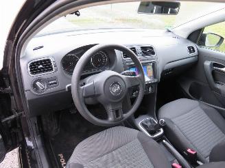 Volkswagen Polo 1.4 16v 5Drs 215.000km   Airco Navigatie  topstaat 2010 picture 15