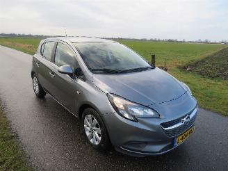 damaged passenger cars Opel Corsa-E 1.2 5drs 93.000km Bussines  2016 Airco  70pk  [instappen en rijden Euro 6 2016/6