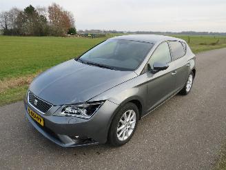 Seat Leon 14 TSi  122pk Style navigatie Airco stoelverwarming  topstaat 2013 picture 9
