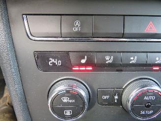 Seat Leon 14 TSi  122pk Style navigatie Airco stoelverwarming  topstaat 2013 picture 12