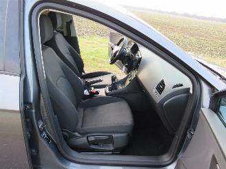Seat Leon 14 TSi  122pk Style navigatie Airco stoelverwarming  topstaat 2013 picture 4