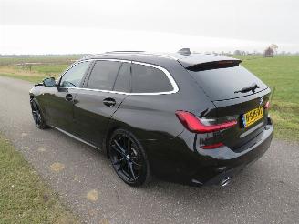 BMW 3-serie 330 I M Paket Automaat 258pk High Executive Edition  [ nieuw model  vol Optie picture 31