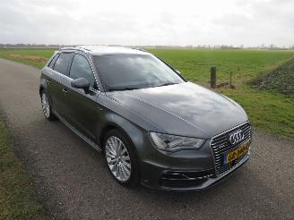 skadebil auto Audi A3 Sportback 1.4e tron 150pk  PHEV Automaat S Line Benzine Elektrisch 2015 2015/9