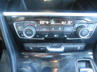 BMW 2-serie 225 XE AUT Plug in  Hybride Elektrisch  Benzine 225xe iPerformance 4x4 High Executive Panoramada picture 22