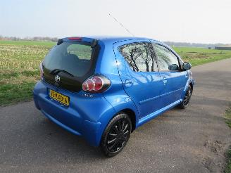 Toyota Aygo 1.0 12v 5Drs 135.000km  NAP Airco Dynamic Blue 2010 [ eerste eigenaar picture 24