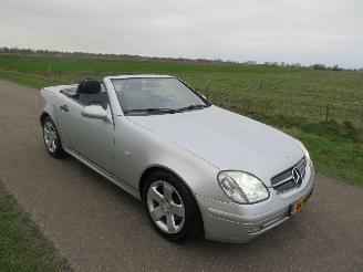 škoda osobní automobily Mercedes SLK 200 SLK Cabrio  232.000km Nap  topstaat  parkeerschade 2000/4