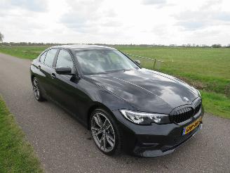 Avarii autoturisme BMW 3-serie 320D Aut  190 PK M Edition High Executive Edition  2020 Sedan camera navigatie clima 2020/8