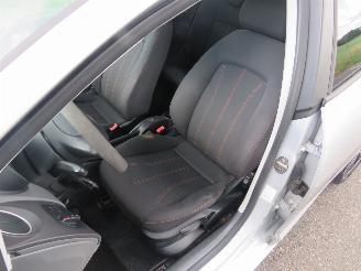 Seat Ibiza ST 1.4 COPA  10-2011 Airco Navigatie  spatscherm schade picture 18