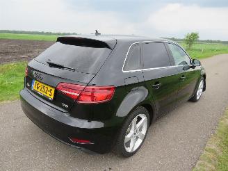 Vaurioauto  passenger cars Audi A3 SPORTBACK  104.000km nap 1.0 TFSI 116pk 5drs Navigatie Airco Clima  2018 2018/7
