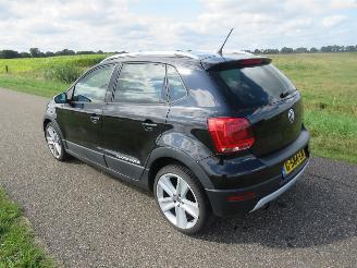škoda osobní automobily Volkswagen Polo 1.4-16V 86pk Cross Trekhaak | Airco | Cruise | Mistlampen | Stoelverwarming Schadevrij 2011/11