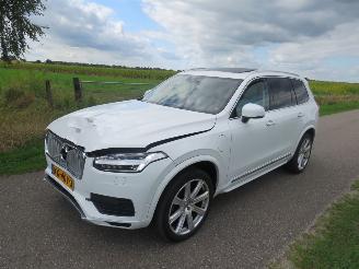 Voiture accidenté Volvo Xc-90 2.0 T8 Twin Engine Eclectisch  320pk!!! 7 persoons Inschription Schuifdak  Topstaat 2016/9