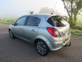 Voiture accidenté Opel Corsa 1.4 5drs 89.000km nap Navigaitie Airco Clima  leer cruiscontrole  2014-12 2014/12