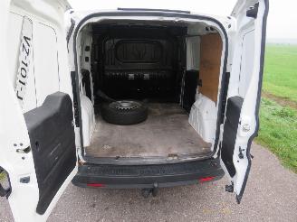 Opel Combo 1.3 CDTi Eco Flex 2016 euro 5 160.000km nap Airco L1 H1 picture 8
