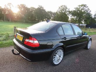  BMW 3-serie 318 D 116 pk  2002 Navigatie Airco  Sedan 2002/9