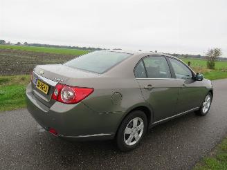 uszkodzony samochody osobowe Chevrolet Epica 2.5  156pk Executive  6 Cilnder Automaat   Sedan Leer Splinter nieuwe Apk 2006/11