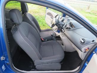 Renault Twingo 1.2 Dynamique Schuifdak  topstaat schadevrij picture 4