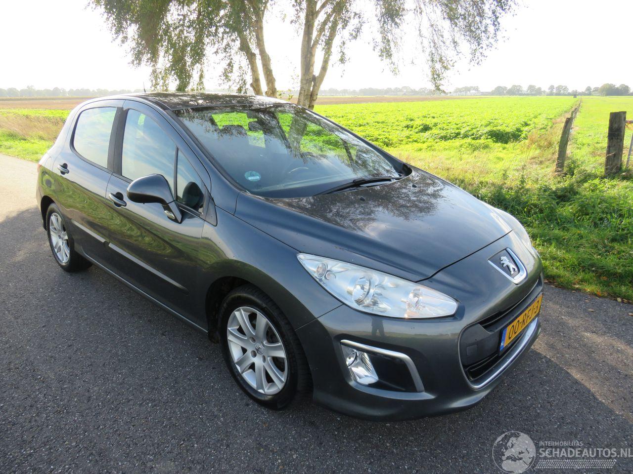 Peugeot 308 1.6 VTi 121 PK 5drs 190.000km Nap Airco 5Drs