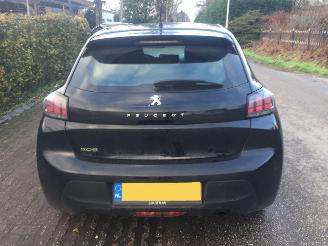 Peugeot 208 208 1.2 PureTech Active Pack picture 4