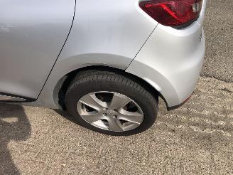 Renault Clio Clio 0.9 TCe Expression66 picture 9