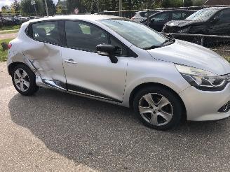Renault Clio Clio 0.9 TCe Expression66 picture 5