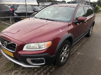 damaged passenger cars Volvo Xc-70 XC70 3.0 T6 Summum 2010/1
