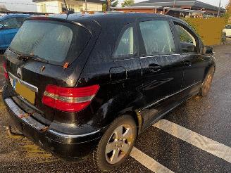 Mercedes B-klasse 160 picture 4