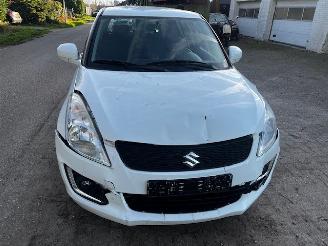 Unfallwagen Suzuki Swift 1.3 2015/5