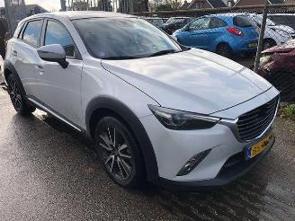 Schadeauto Mazda CX-3  2015/8