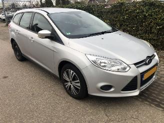 Ford Focus Focus Wagon 1.0 EcoBoost Trend picture 3