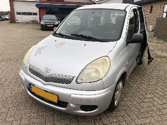  Toyota Yaris-verso YARIS VERSO 1.4 D 4D 2003/11