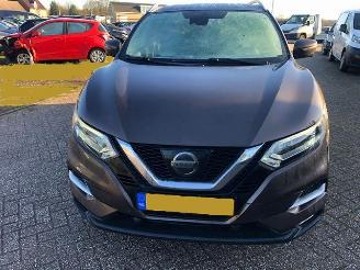 Nissan Qashqai 1.2 picture 3