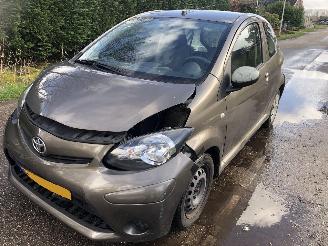 Vaurioauto  passenger cars Toyota Aygo Aygo 1.0 VVT-i Aspiration 2014/11