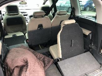 Peugeot 5008 5008 1.6 THP Family 7p. picture 20