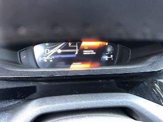 Peugeot 408 408 1.2 PureTech Allure 130 EAT8 picture 8